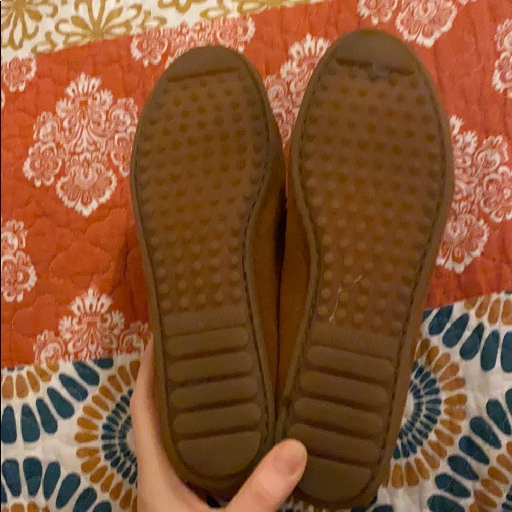 Minnetonka shoes - Picture 4 of 6